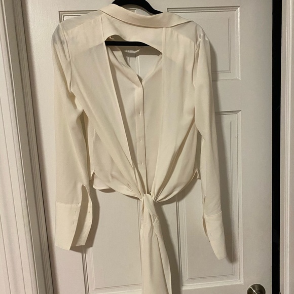 OSMAN Open-Back Crepe Shirt White - Picture 8 of 10